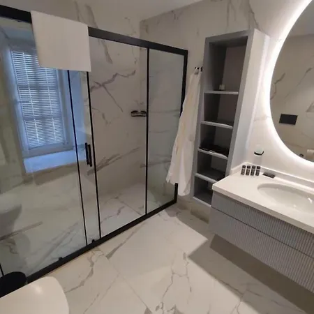 Royal Hayat Old Town